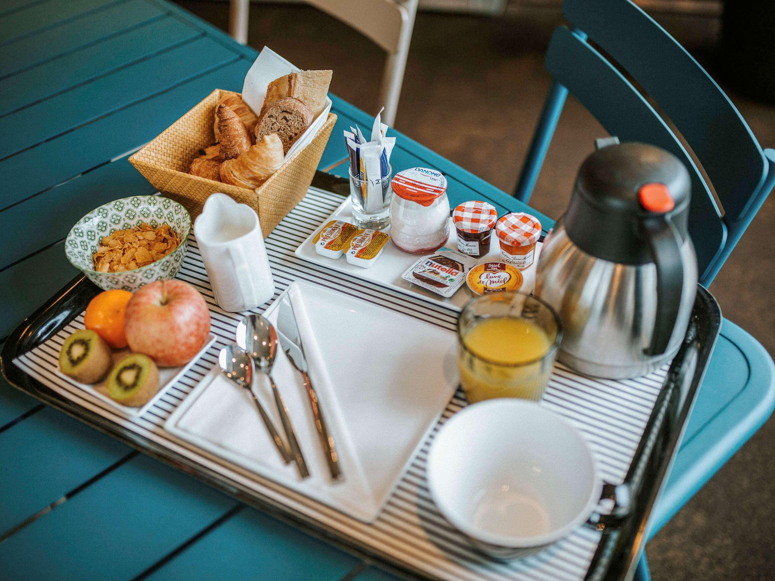 B&B Hotel Lyon Nord 4 Etoiles Дардийи Екстериор снимка